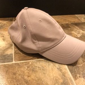 LULULEMON HAT